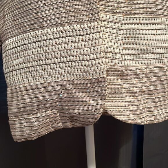 CHICO’S Gold and Cream Blazer.  Size 0 - Picture 3 of 7